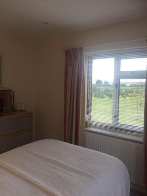 Cotswold Edge Guest Suite With Broadway Hill View Badsey Exterior photo