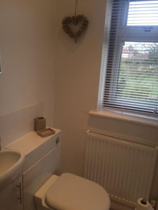 Cotswold Edge Guest Suite With Broadway Hill View Badsey Exterior photo